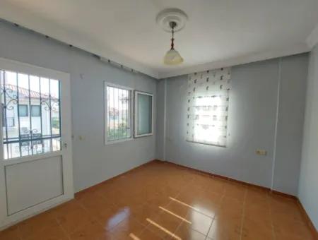 Dalyan’da 130 M², 3+1 Eşyasız Bahçeli 2 Daireden Üst Kat Daire Kiralık
