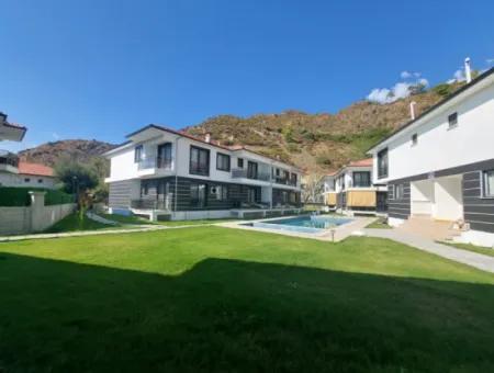 Muğla Ortaca Da Yüzme Havuzlu Lüx 2+1 Yeni Daire Satılık