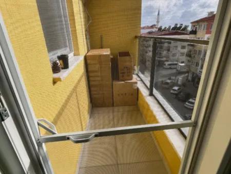 Ortaca Terzialiler Mah Cumhuriyet  Cad Üzeri 1+1 Kiralık Daire