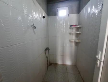 Çameli Kızılyakada 5 000 M2 Müstakil Arazide 2+1  Ev Ve  200 M2  Ahır Satılık