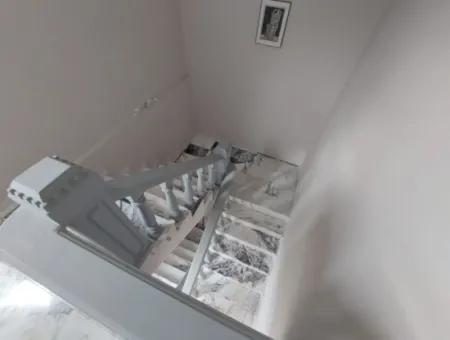 Muğla Ortaca Kemaliye De Geniş Ve Ferah  2+1 Çatı Katı  Daire Eşyasız Kiralık