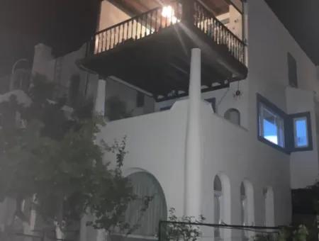 Milas Boğaziçi'nde Deniz Manzaralı 3+1 Dubleks Acil Satılık