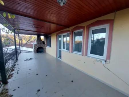 Ortaca Marmarlıda Bahçeli 150 M2, 3+1 Üst Kat Eşyasız Daire Kiralık