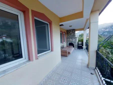 Ortaca Marmarlıda Bahçeli 150 M2, 3+1 Üst Kat Eşyasız Daire Kiralık