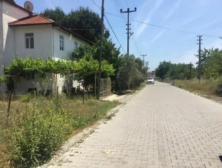 Köyceğiz Merkez De Acil Satılık 500 M2 İmarlı Arsa